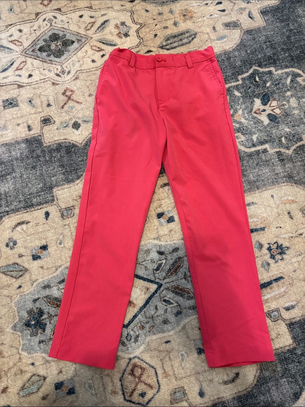 Vineyard Vines kids performance pants size 7. Nantucket red